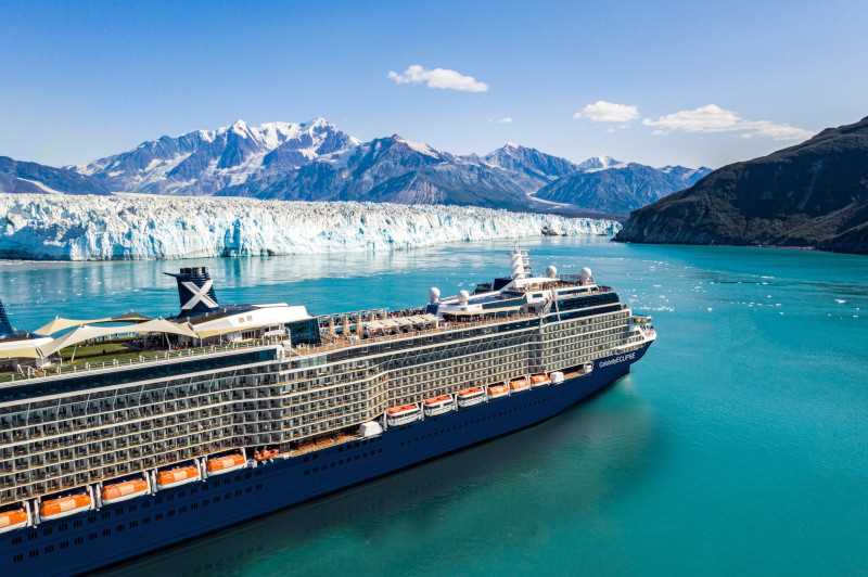 CEL_EC_Blue_Hull_Aerial_Hubbard_Glacier