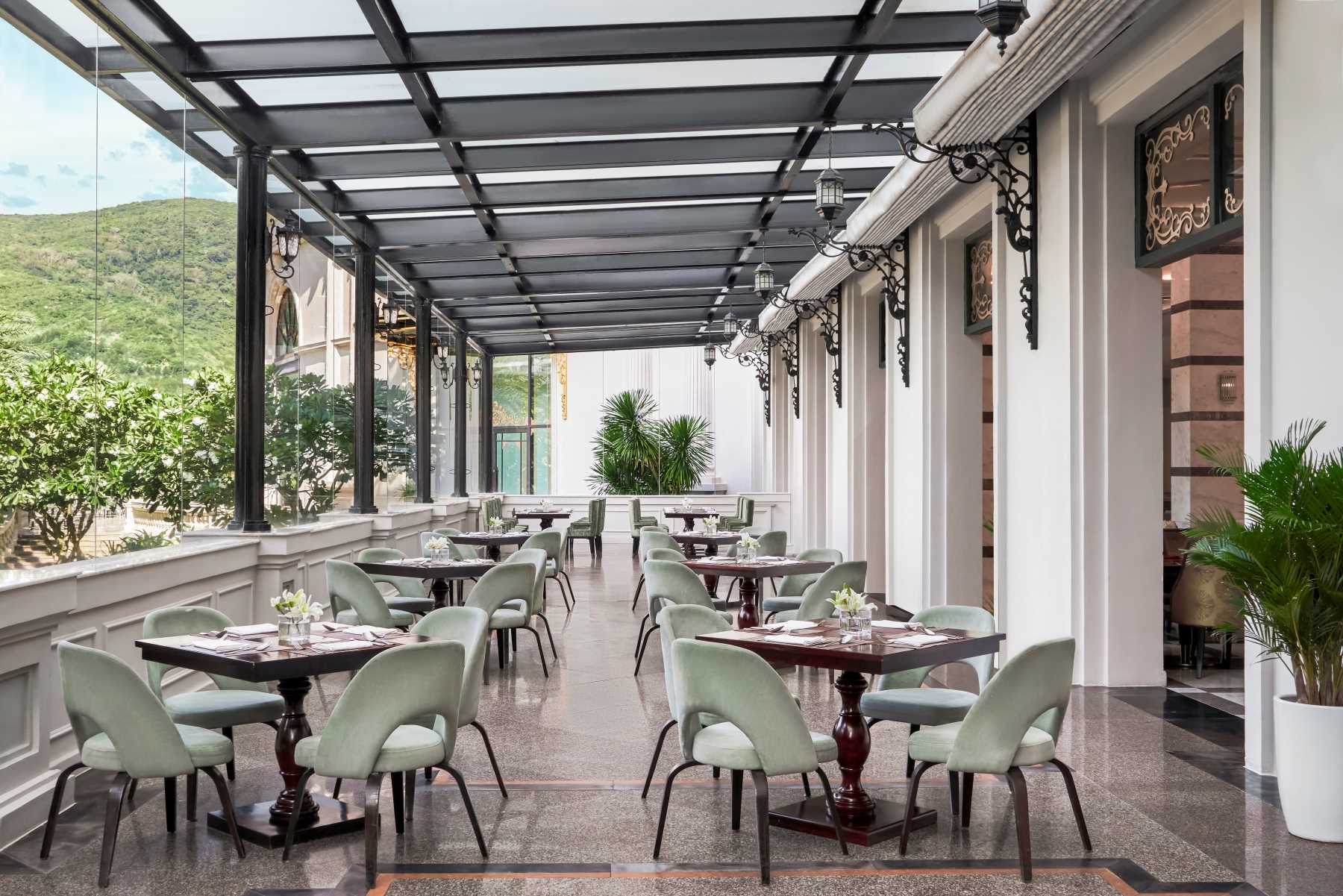MH_CXRHT_Greens Restaurant 