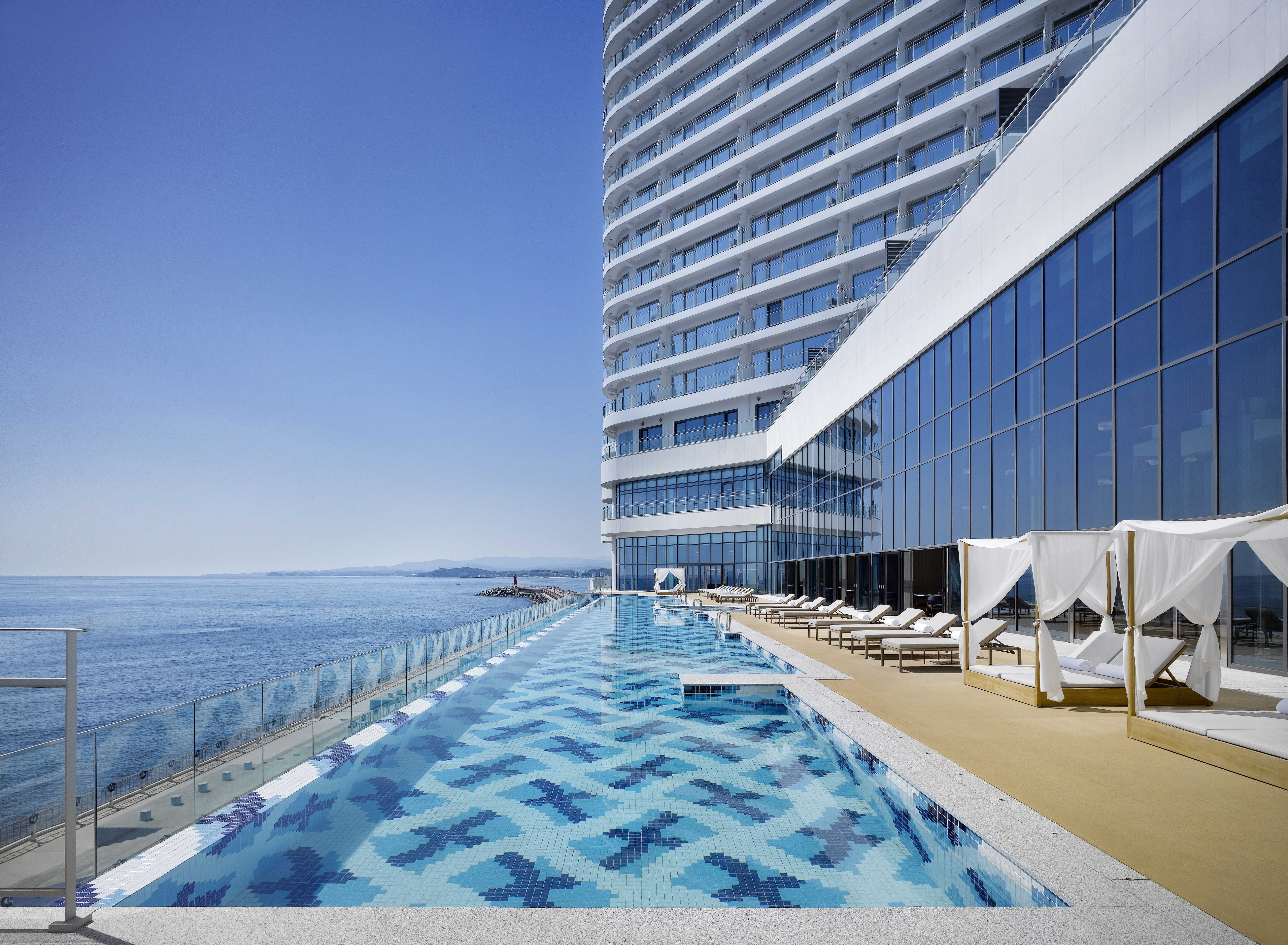 Infinity Pool.jpg